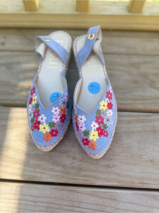 Fabiolas Shoes - Lavender Embroidered Floral Espadrille Slingbacks